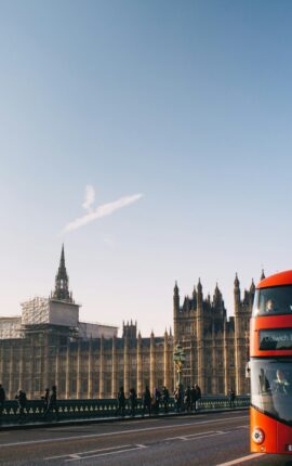 UK VPN Age Verification: How Online Safety Act Triggered 1,800% Usage Surge