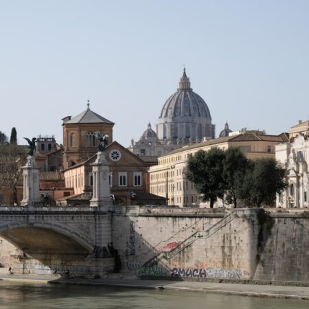 Italy Fines Apple €98.6 Million Over ATT Rules