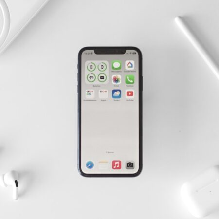 Apple Issues Critical Patches for iOS, macOS, and Safari